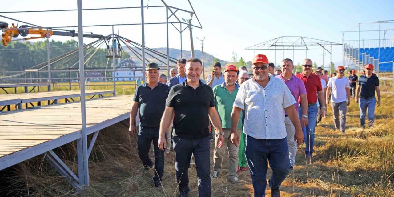 Başkan Yücel Güreşler Öncesi Gökbel Yaylası’ndaki Hazırlıkları İnceledi