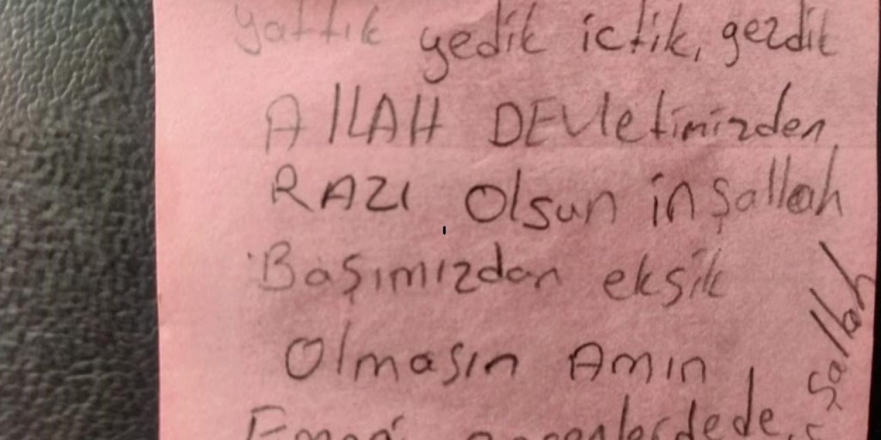 Depremzede Vatandaşın Yazdığı Teşekkür Notu Duygulandırdı