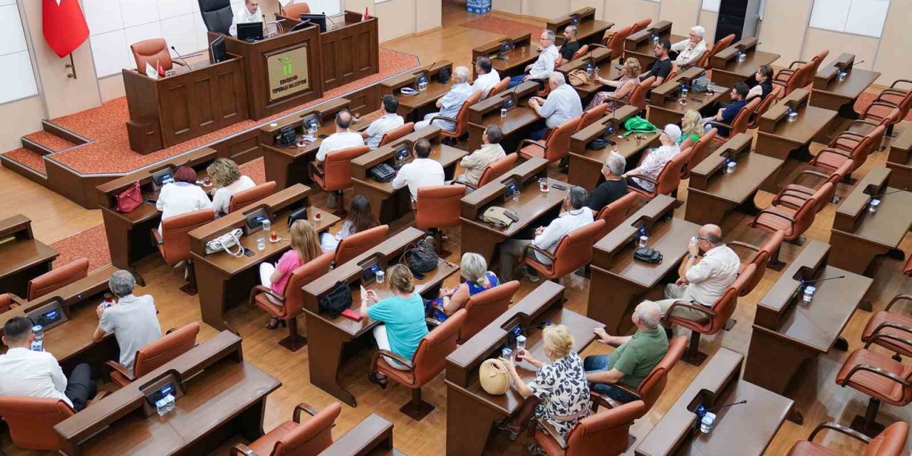 Başkan Ataç, Belediye Meclis Üyeleri Ve Chp Tepebaşı Örgütü İle Buluştu