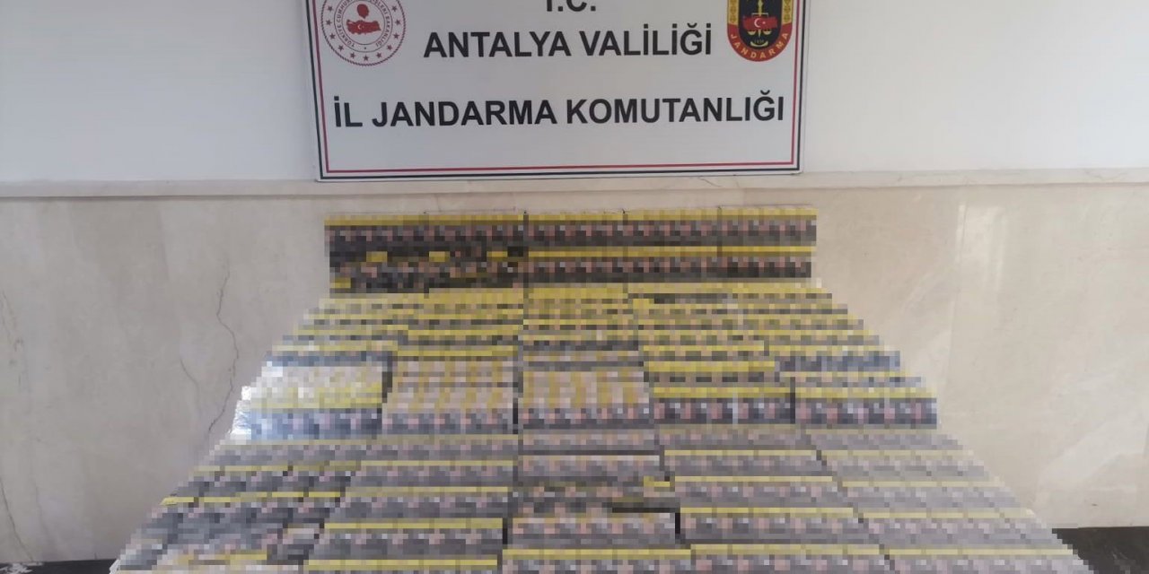 Antalya’da 5 Bin 150 Paket Kaçak Sigara Ele Geçirildi