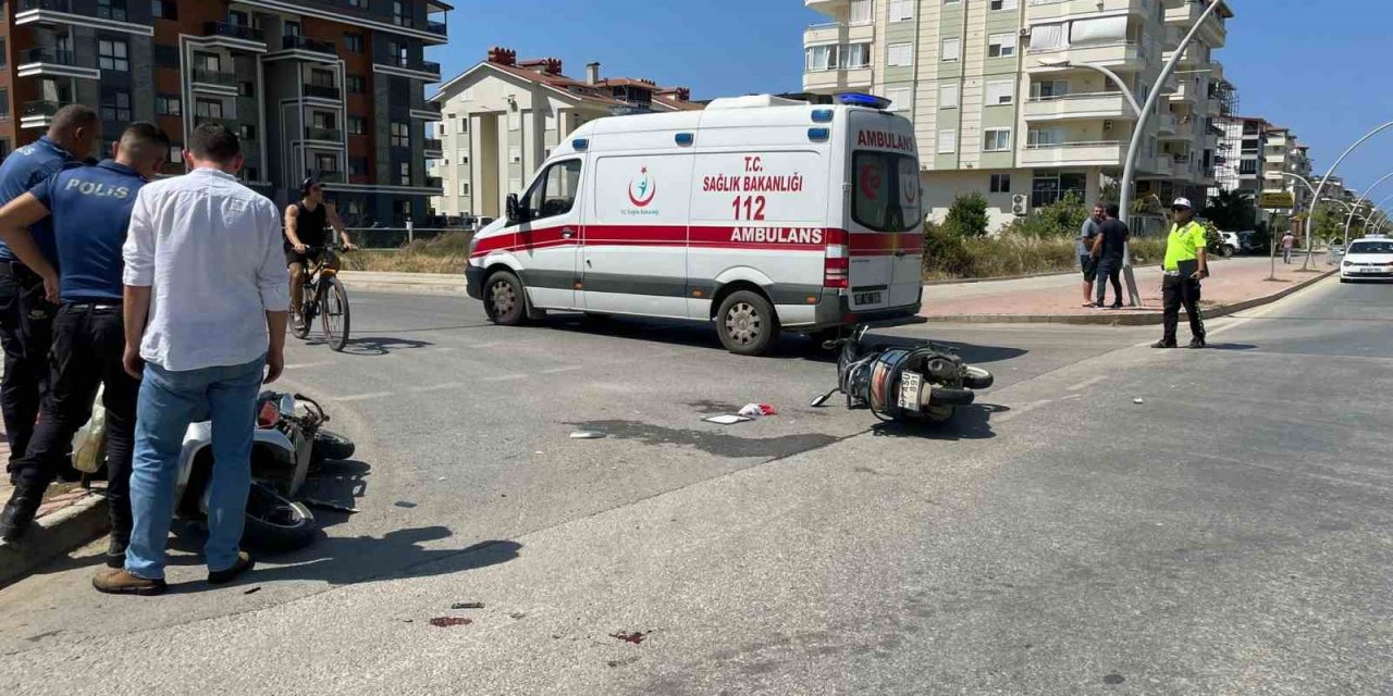 Chp İlçe Kongresinde Oy Kullanmaya Giderken Hayatını Kaybetti