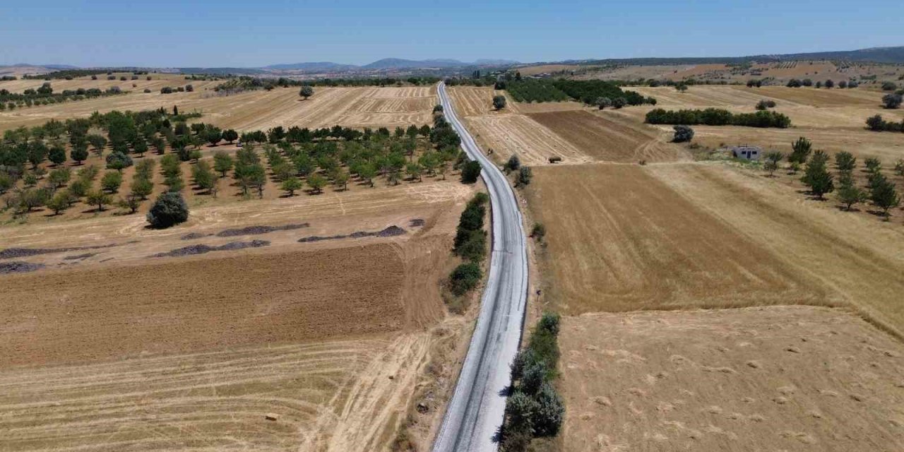 Konya Büyükşehir Bozkır-harmanpınar Mahalle Yolunu Tamamladı