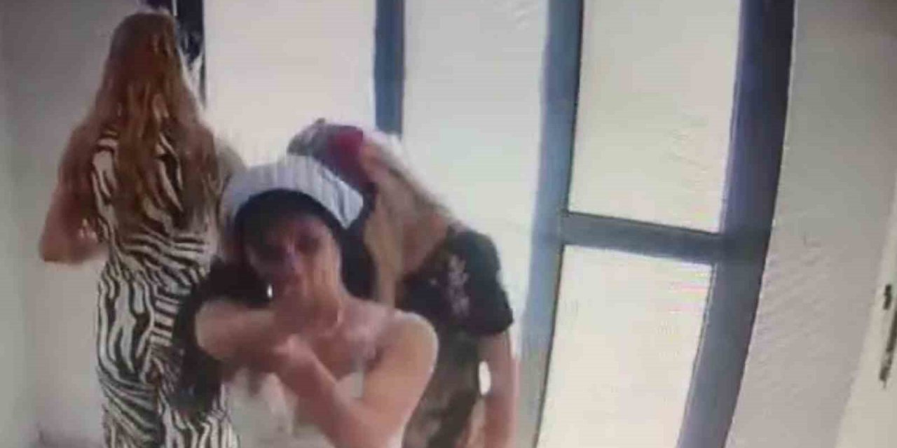 Güvenlik Kamerasına Hareket Çeken Hırsız Kadınlar Tutuklandı