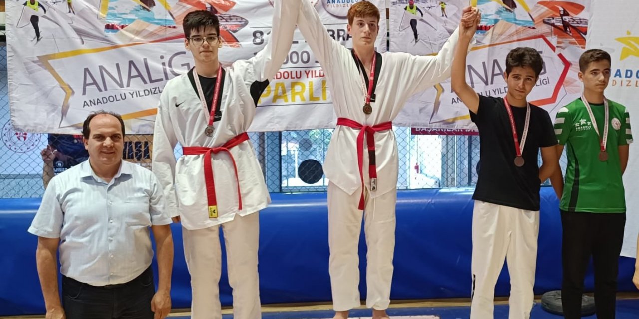 Eskişehirli Sporcular Madalyaları Topladı