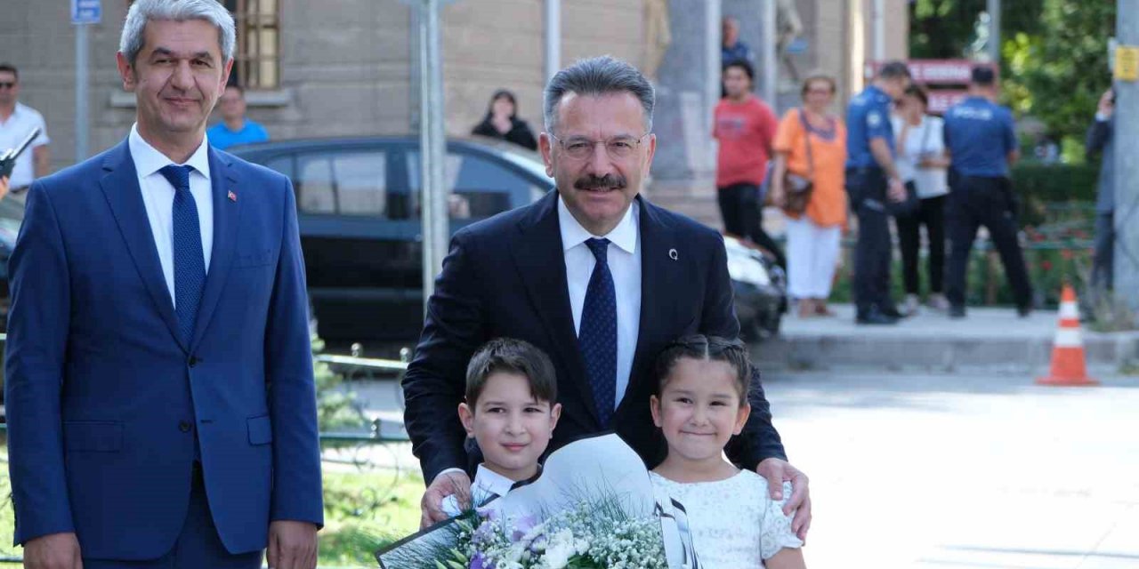 Eskişehir Valisi Aksoy Görevine Başladı