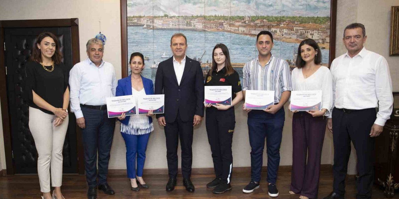 Mersin Büyükşehir Belediyesinden Başarılı Proje Sunan Personellere Teşekkür Belgesi