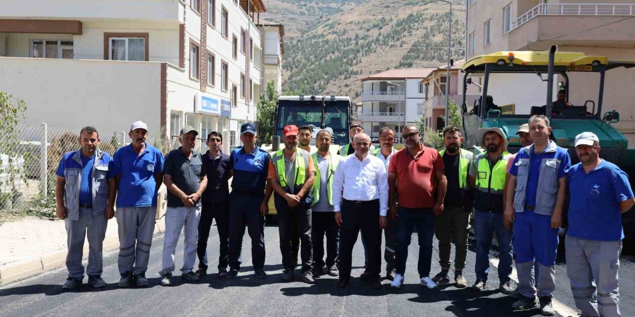 Yahyalı’da Trafiğin Yoğun Olduğu Caddeler Asfaltlanıyor