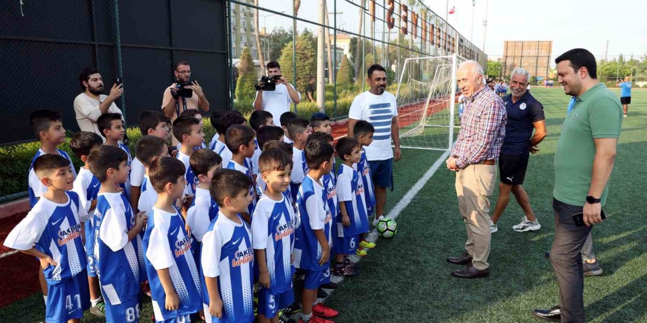 Akdeniz Belediyesinin Yaz Spor Okulları Devam Ediyor