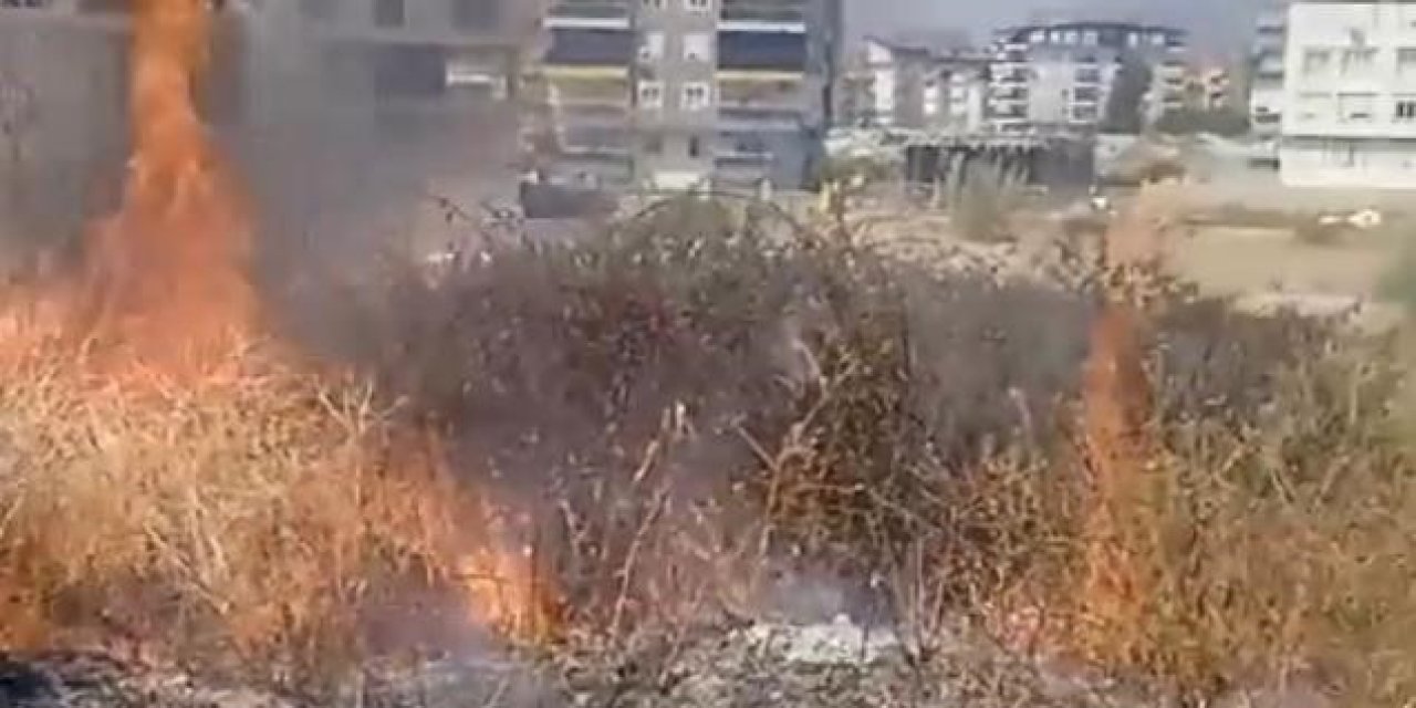 Gazipaşa’da Otluk Yangını Söndürüldü