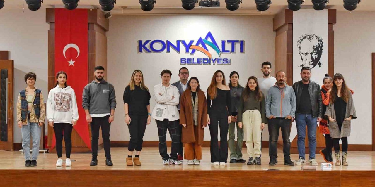 Konyaaltı Belediyesi’nden Oyunculuk Kursu