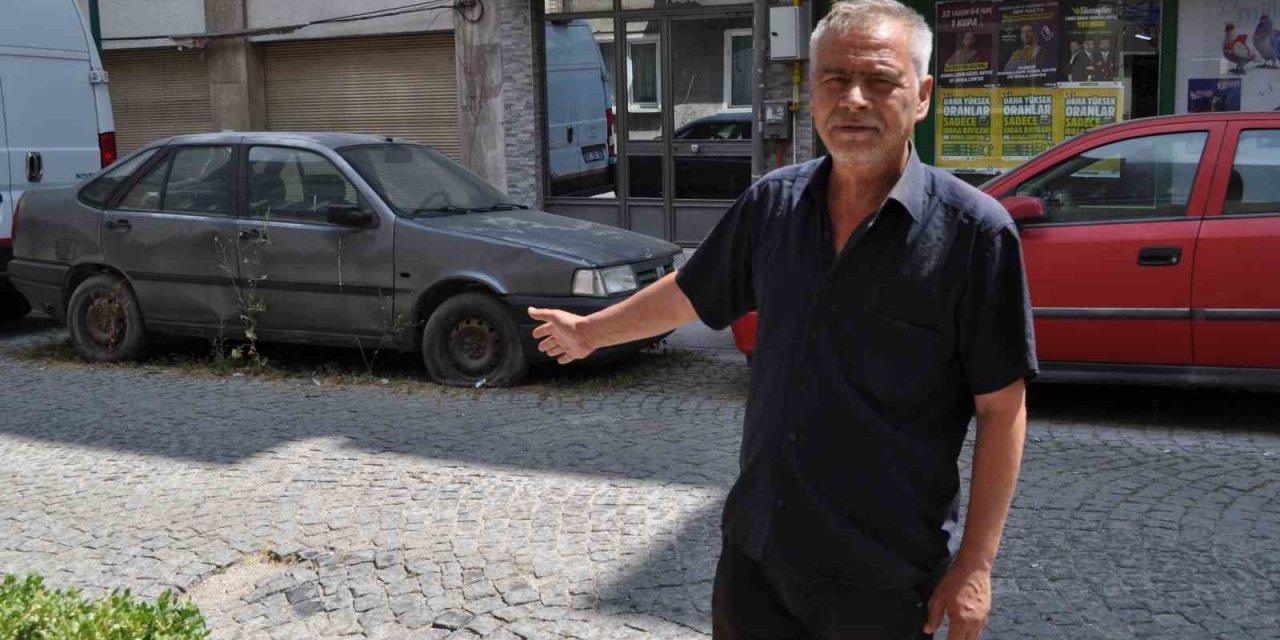 Şehit Ailesine Ait Otomobili 10 Yıldan Beri Hiç Hareket Etmedi