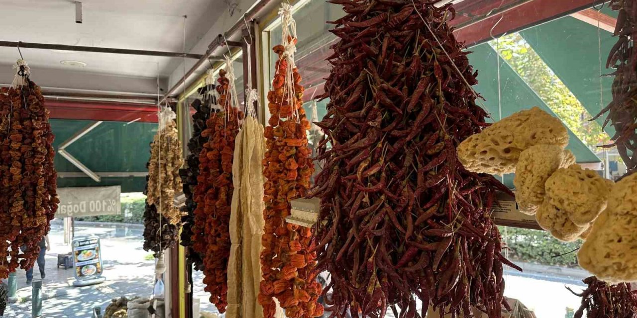 Kurutulmuş Sebzeler Kış İçin Stoklanmaya Başlandı