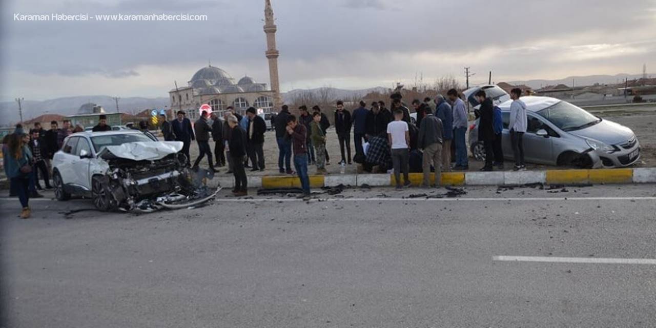 Konya'da İki Otomobil Çarpıştı: 5 Yaralı