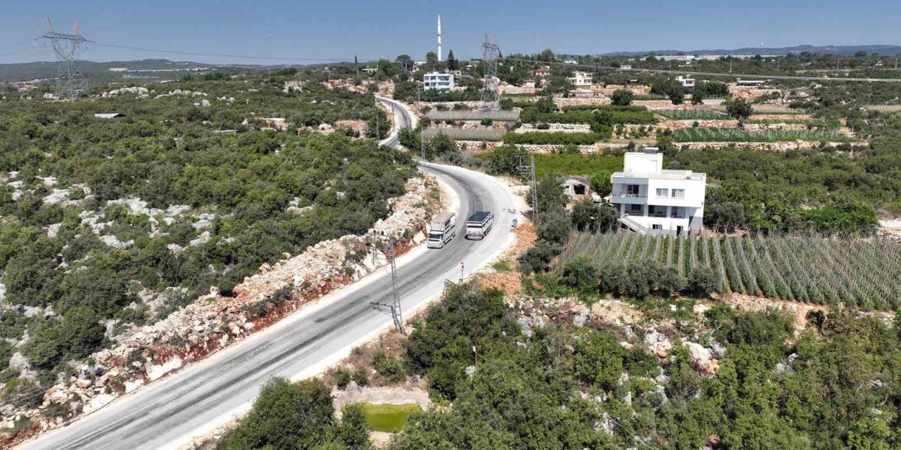 Mersin’de Kırsal Mahallelerin Yol Sorunu Çözülüyor