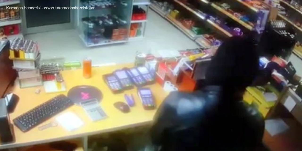 Konya'da Marketi Soyan Kişi Sokakta Havaya Ateş Ederken Yakalandı