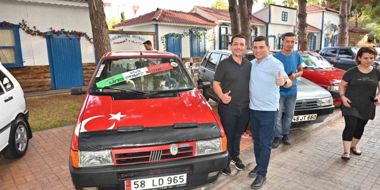 Uno Tutkunları Dokumapark’ta Buluştu