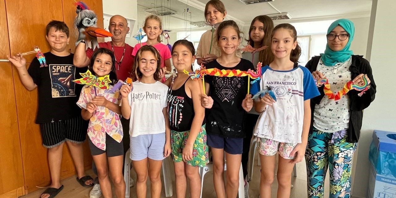 Konyaaltı Belediyesi’nden Çocuklara Kukla Atölyesi