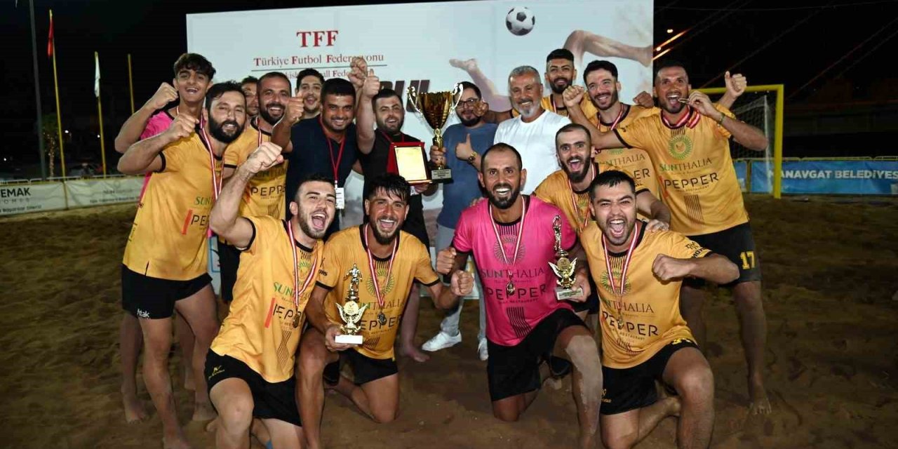 Türkiye Plaj Futbol Ligi’nin Manavgat Etabı Sona Erdi