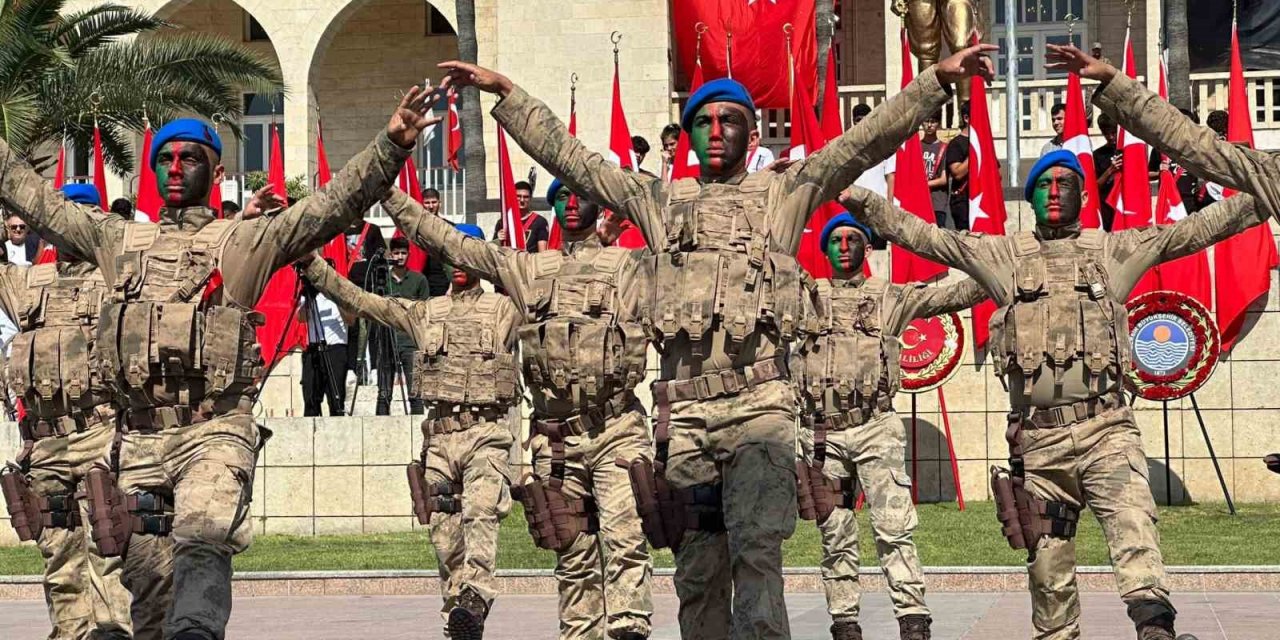 Mersin’de 30 Ağustos Zafer Bayramı Coşkuyla Kutlandı