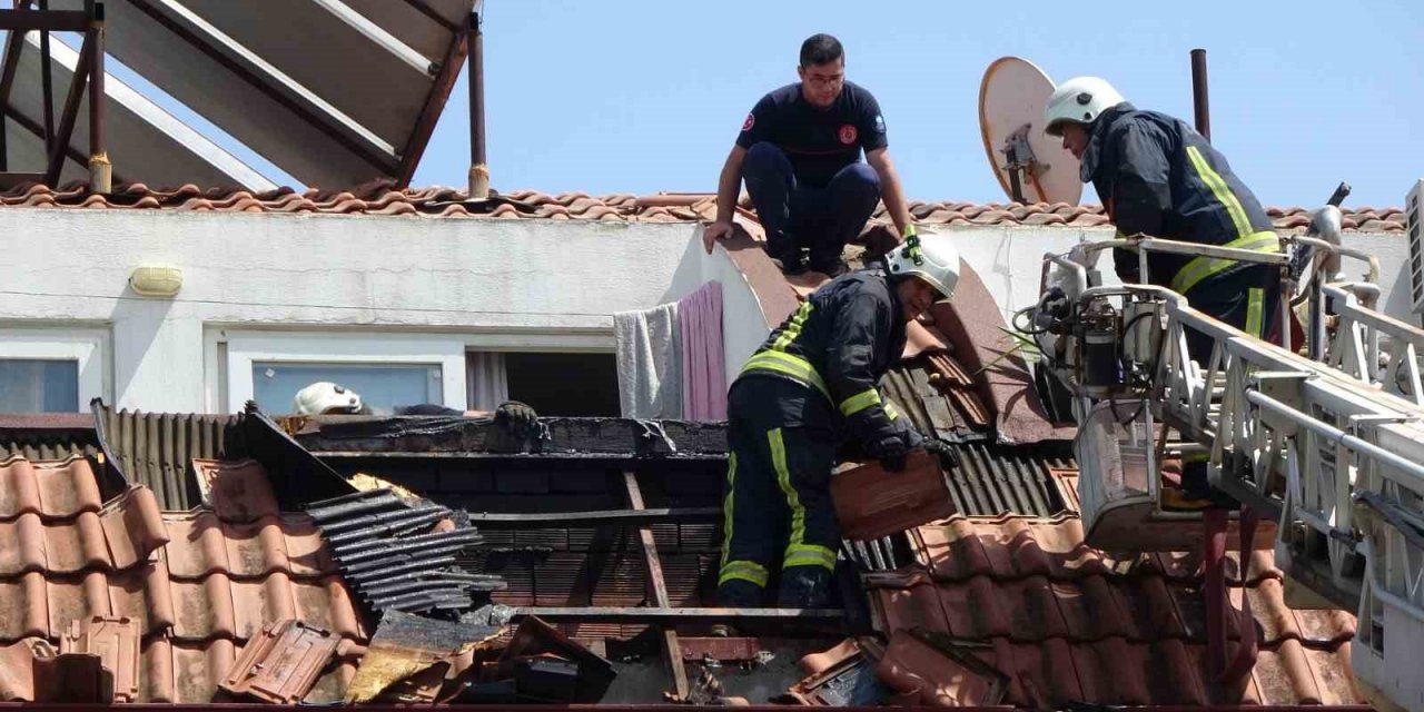 Otel Personel Lojmanında 1 Yılda Çıkan İkinci Yangın Kokuttu