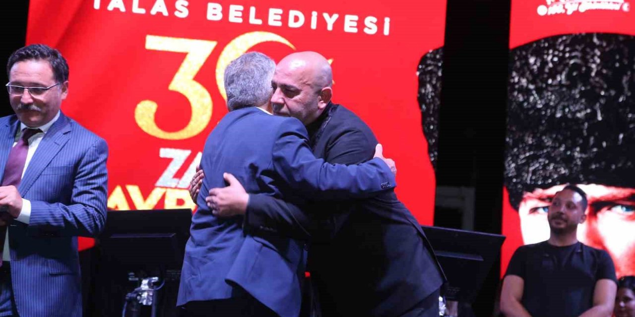 Antakya Medeniyetler Korosu Şefinden Başkan Büyükkılıç’a: "güzel Ağabeydir"