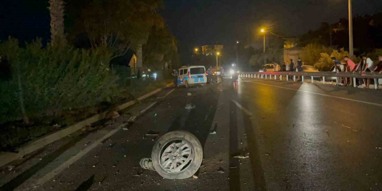 Kaza Yapan Sürücü Aracı Bırakıp Kaçtı