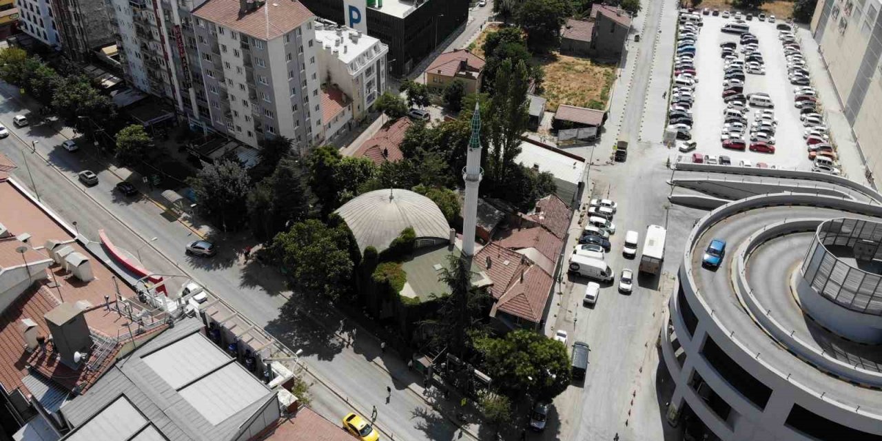 Eskişehir Büyükşehir Belediyesi Koruma Altında Olan Camiyi Yıkmak İçin Mahkemeye Başvurdu