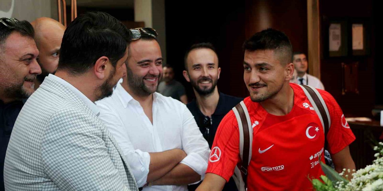 Eskişehirspor Yönetiminden A Milli Futbol Takımı’na Ziyaret