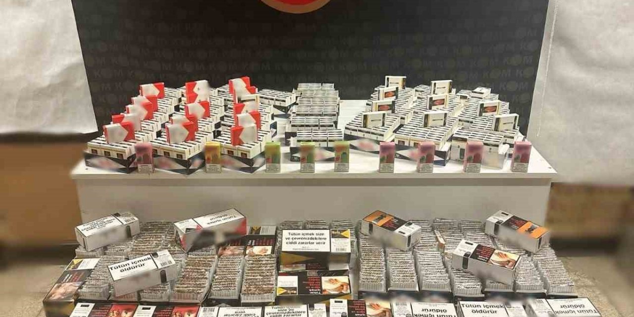 Çok Sayıda Kaçak Ürünün Ele Geçirildiği Operasyonda 8 Kişi Yakalandı