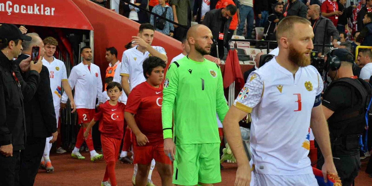 2024 Avrupa Şampiyonası Elemeleri: Türkiye 0 - Ermenistan: 0 (maç Devam Ediyor)