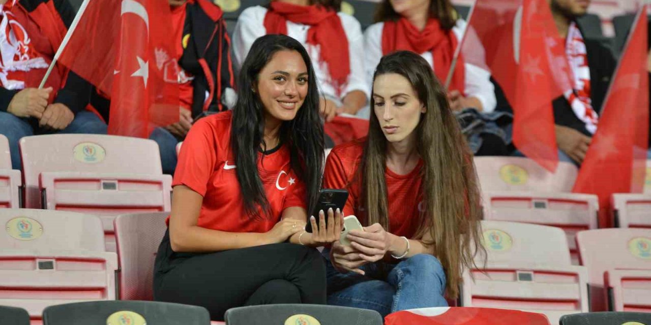 2024 Avrupa Şampiyonası Elemeleri: Türkiye: 0 - Ermenistan: 0 (ilk Yarı)