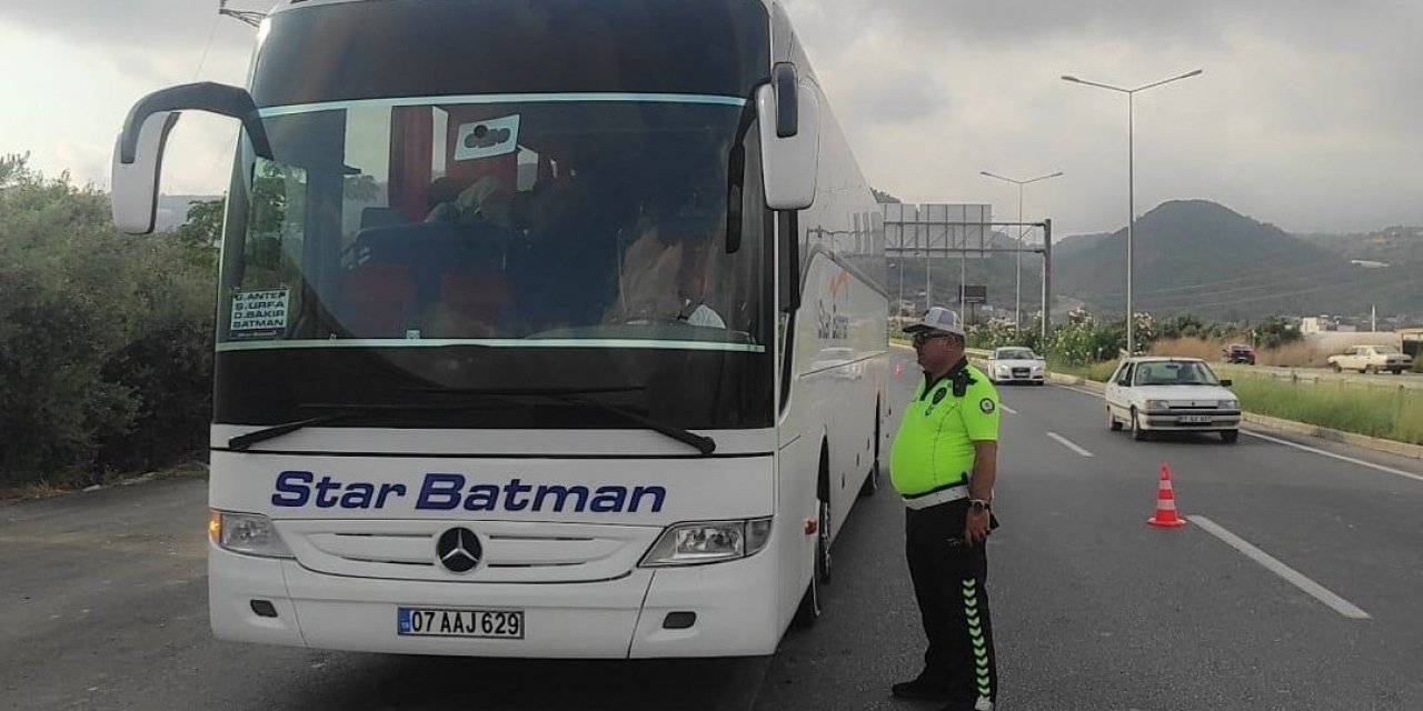 Gazipaşa’da Yolcu Otobüsleri Denetlendi