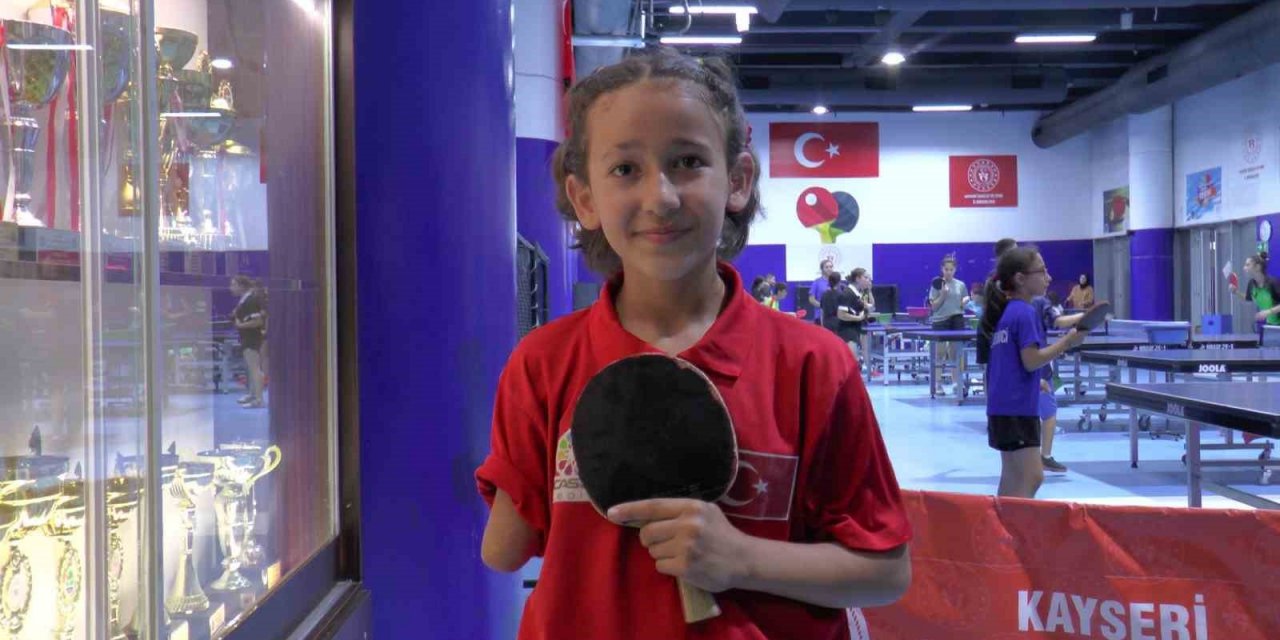 Masa Tenisi Umudu Oldu