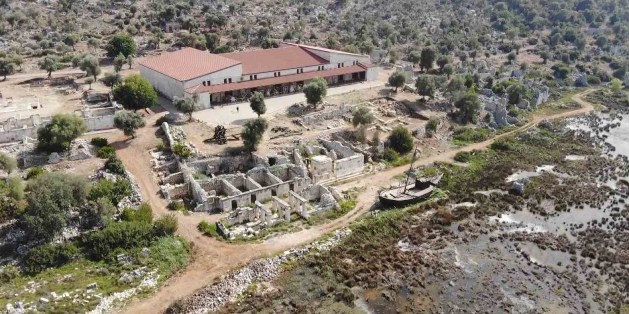 Bin 960 Yıllık Gümrük Yazıtı, Türkiye’nin Deniz Ticaretindeki Coğrafi Konumu İle Stratejik Önemini Gözler Önüne Serdi