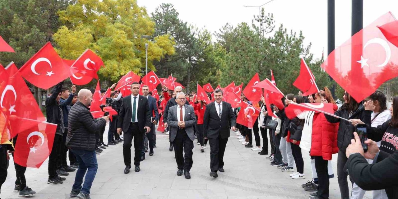 Büyükşehir, Dijital Gençlik Merkezi Kuruyor