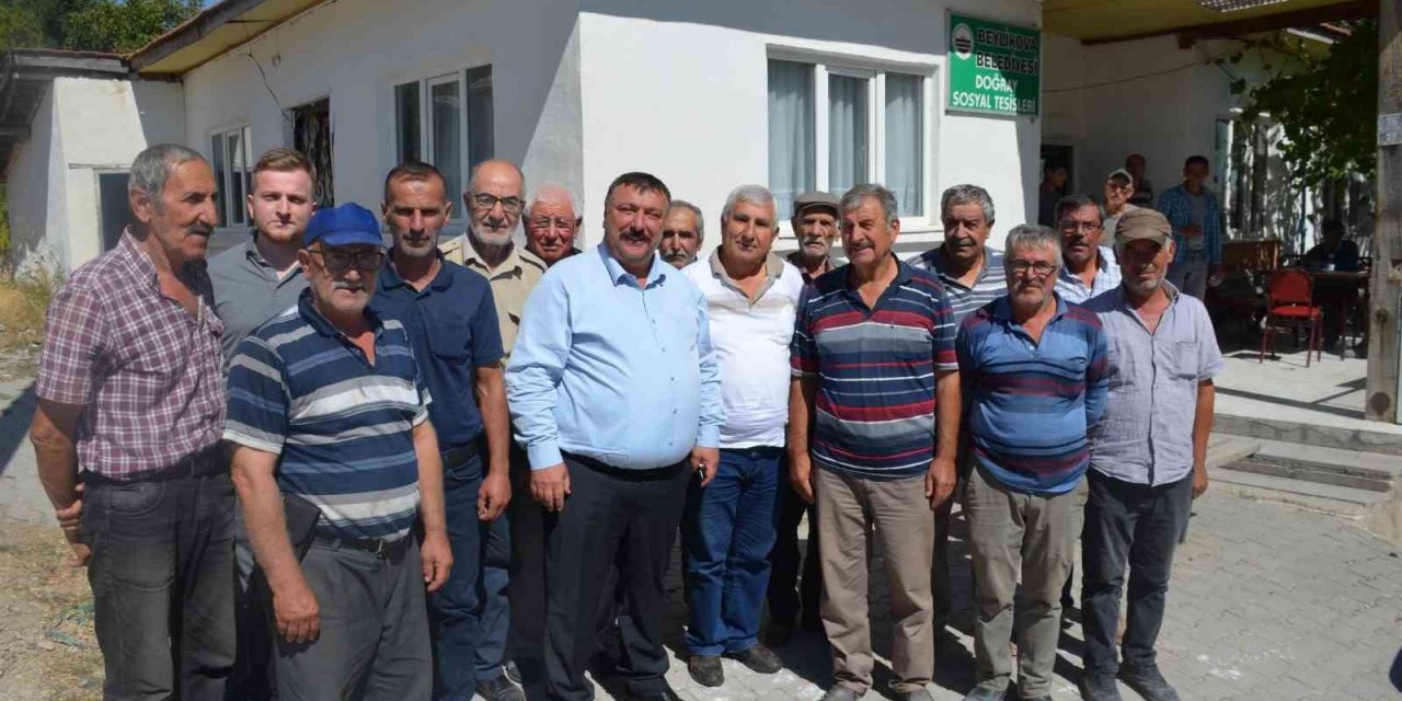 Beylikova’da Yol Çalışmaları Sürüyor