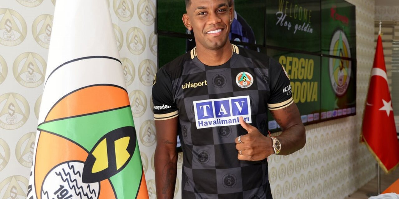 Alanyaspor, Sergio Cordova İle 4 Yıllığına Anlaştı