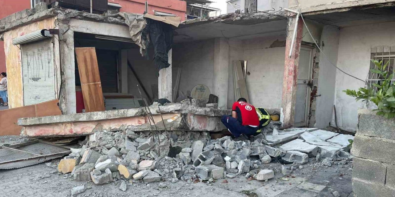 Tarsus’ta Evin Duvarı Çöktü: 1 Çocuk Yaralandı
