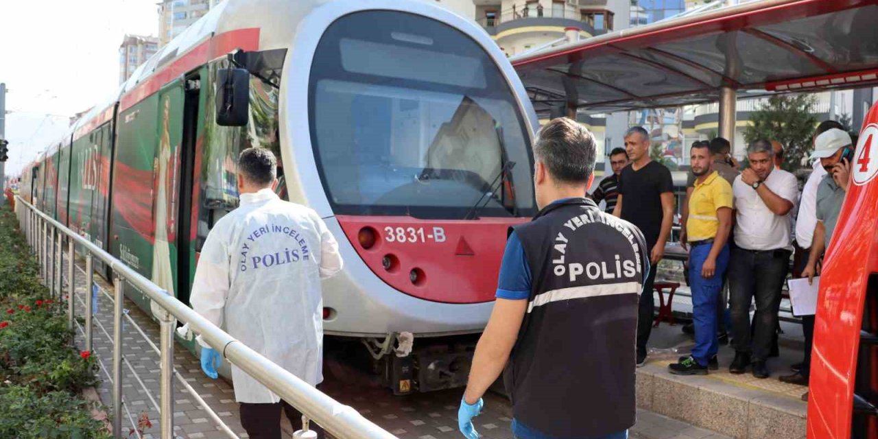 Ücretsiz Binmek İstediği Tramvay Sonu Oldu