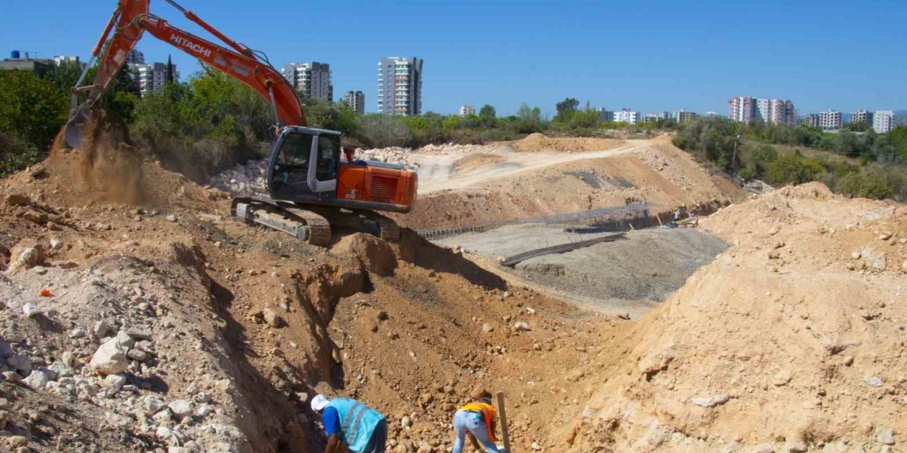 Mersin’de 2. Çevre Yolu’nun İkinci Etap Çalışmaları Sürüyor