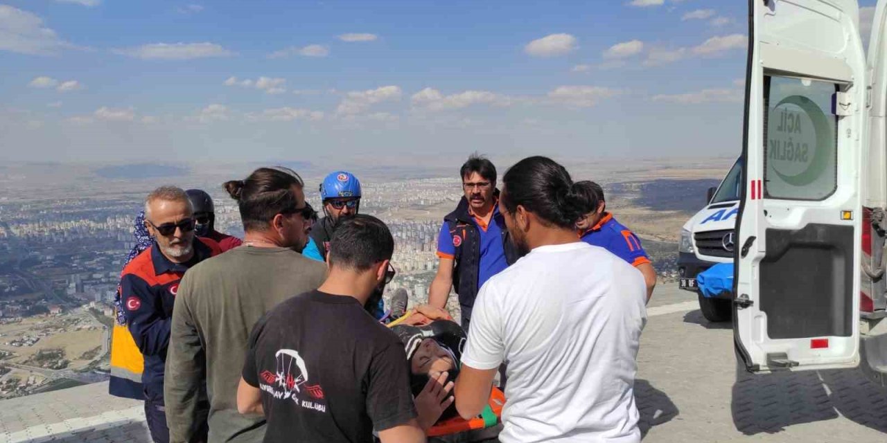 Yamaç Paraşütü Düştü: 2 Yaralı