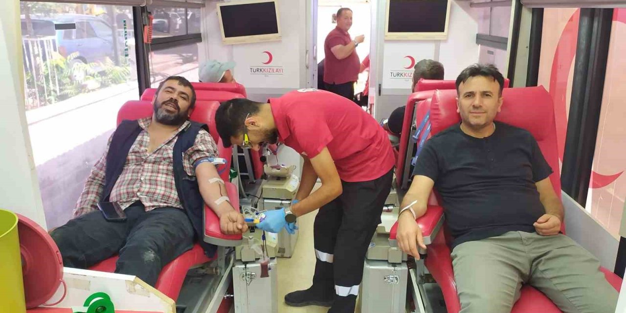 Sanayi Esnafından Rekor Kan Bağışı