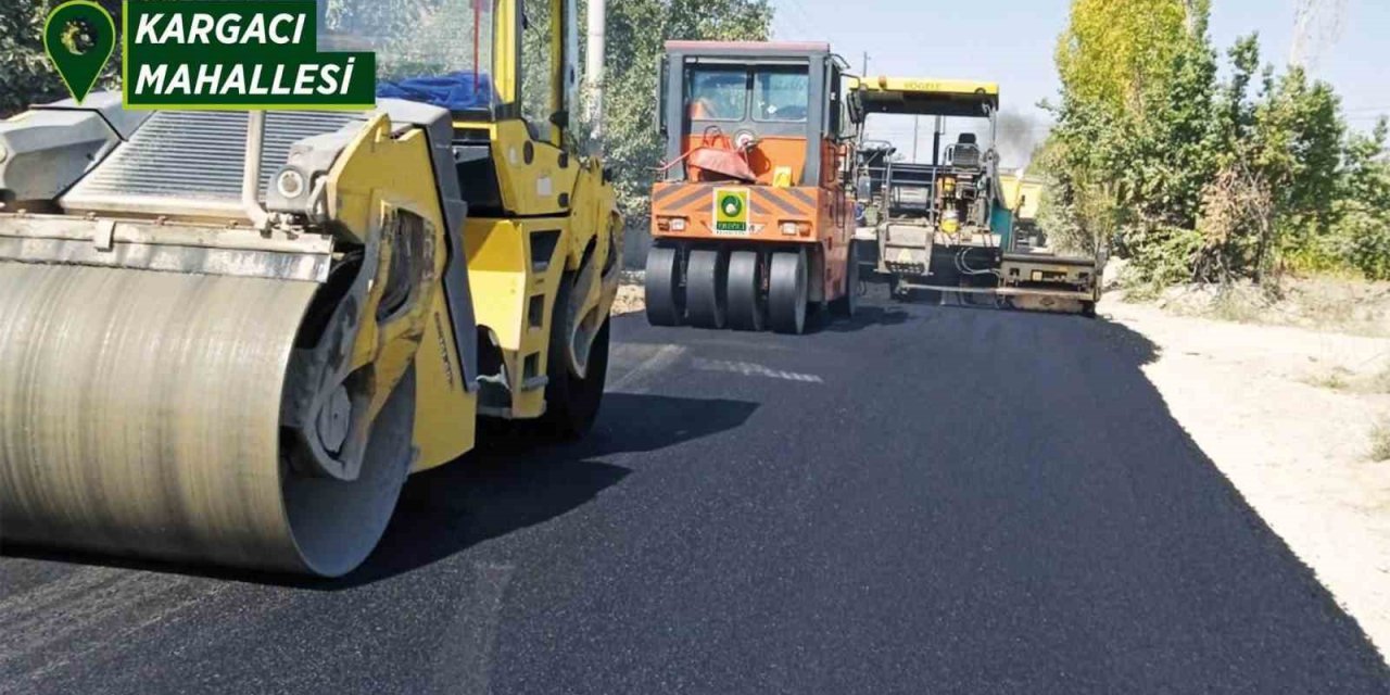 Ereğli Belediyesi Sıcak Asfalt Çalışmalarını Sürdürüyor