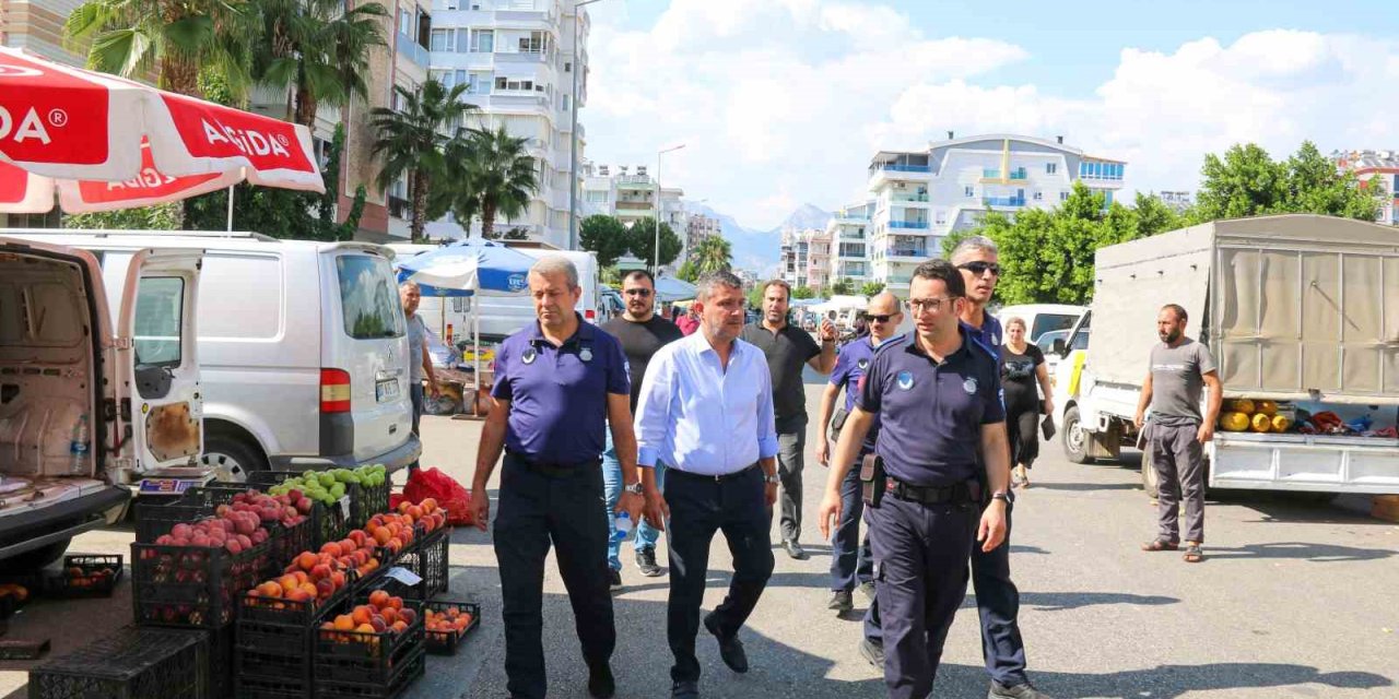 Seyyar Pazarcı Denetimine Çıkan Oda Başkanını Şoke Eden Manzara