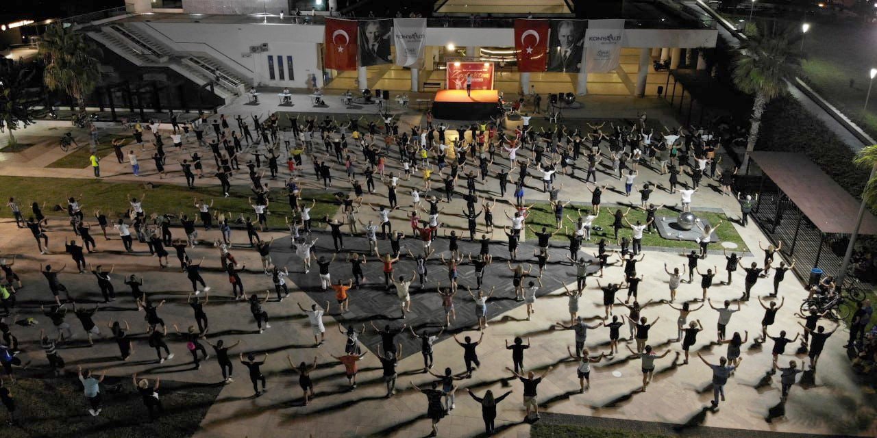 Antalya, Ata’yı 1923 Zeybekle Selamlamaya Hazırlanıyor