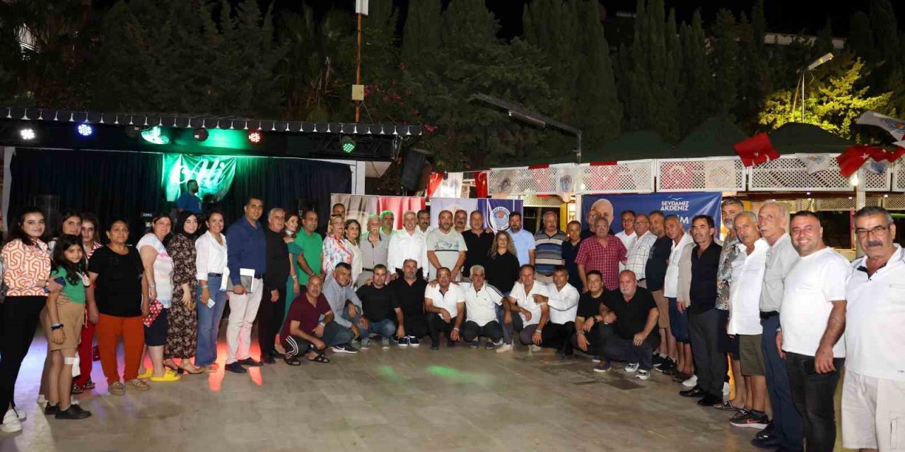 Başkan Gültak’tan Mahalle Muhtarlarına 19 Ekim Sürprizi