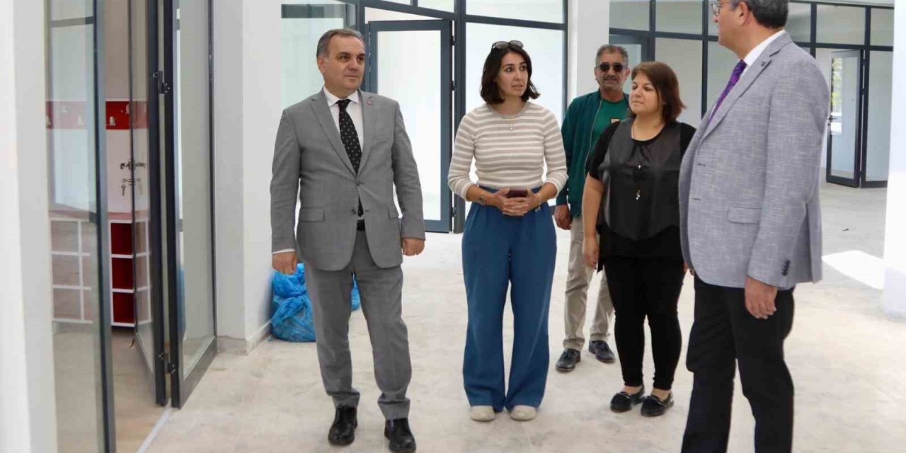 Rektör Prof. Dr. Altun, Kadriye San Çocuk Eğitim Merkezi’ni İnceledi