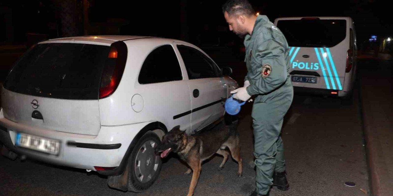 Antalya’da 18 Farklı Noktada 79 Ekip 212 Polisle Şok Uygulama