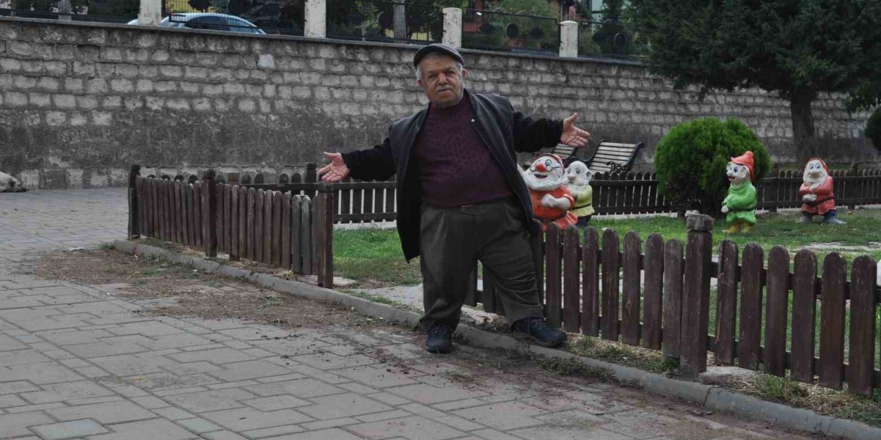 Yedi Cüceler Parkı’nın Bakımsızlığı Eski Tiyatrocunun Tepkisini Çekti