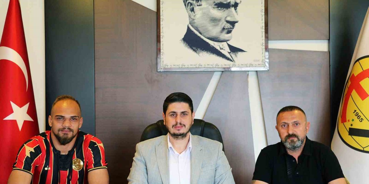 Eskişehirspor’dan Kaleci Takviyesi